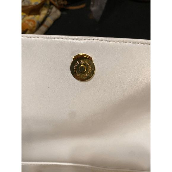 Coletta Genuine White Cream Leather Crossbody Bag Like New w/Sliding Wallet - Picture 2 of 8